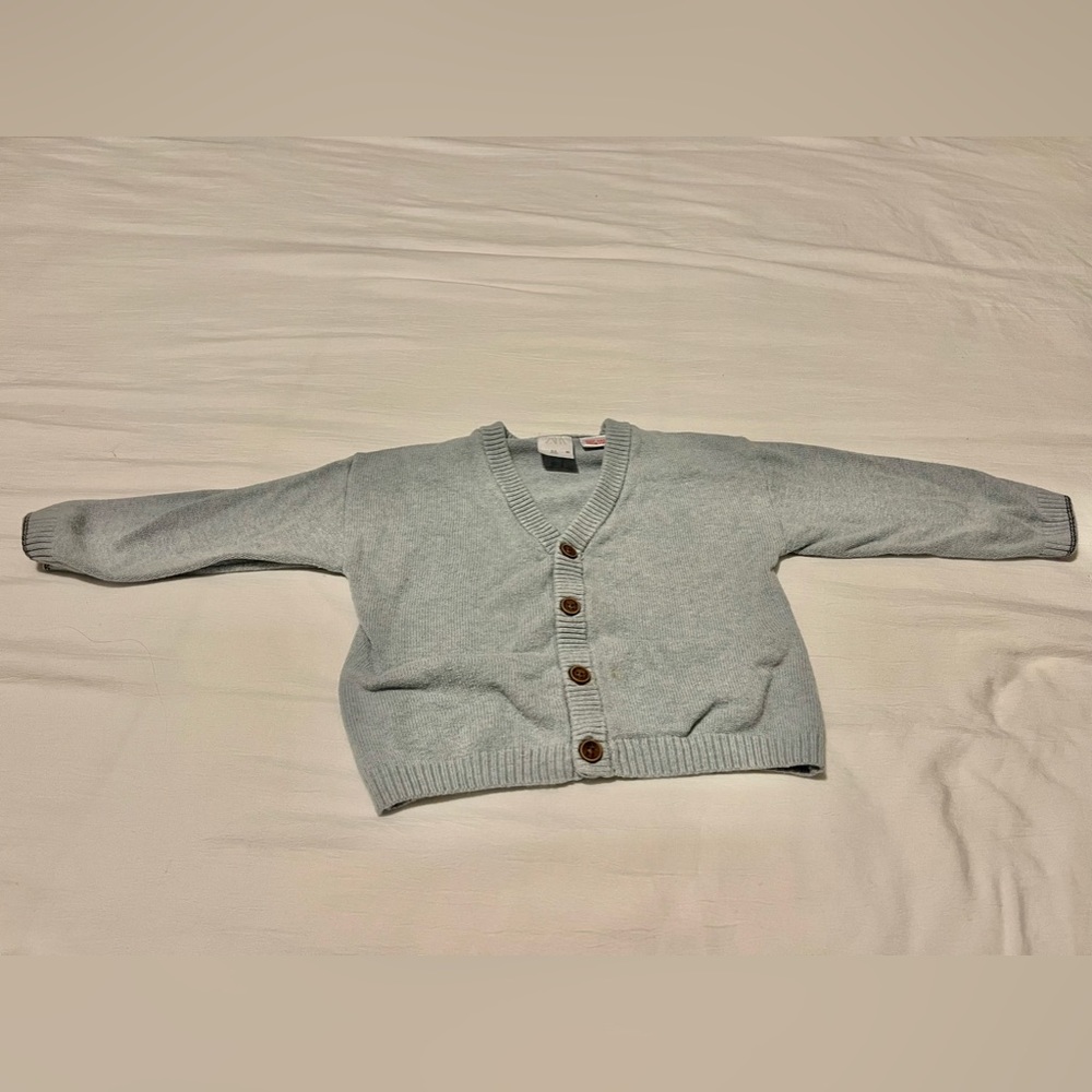 Boys Zara light blue button down cardigan size 2-3. Small imperfection shown.
